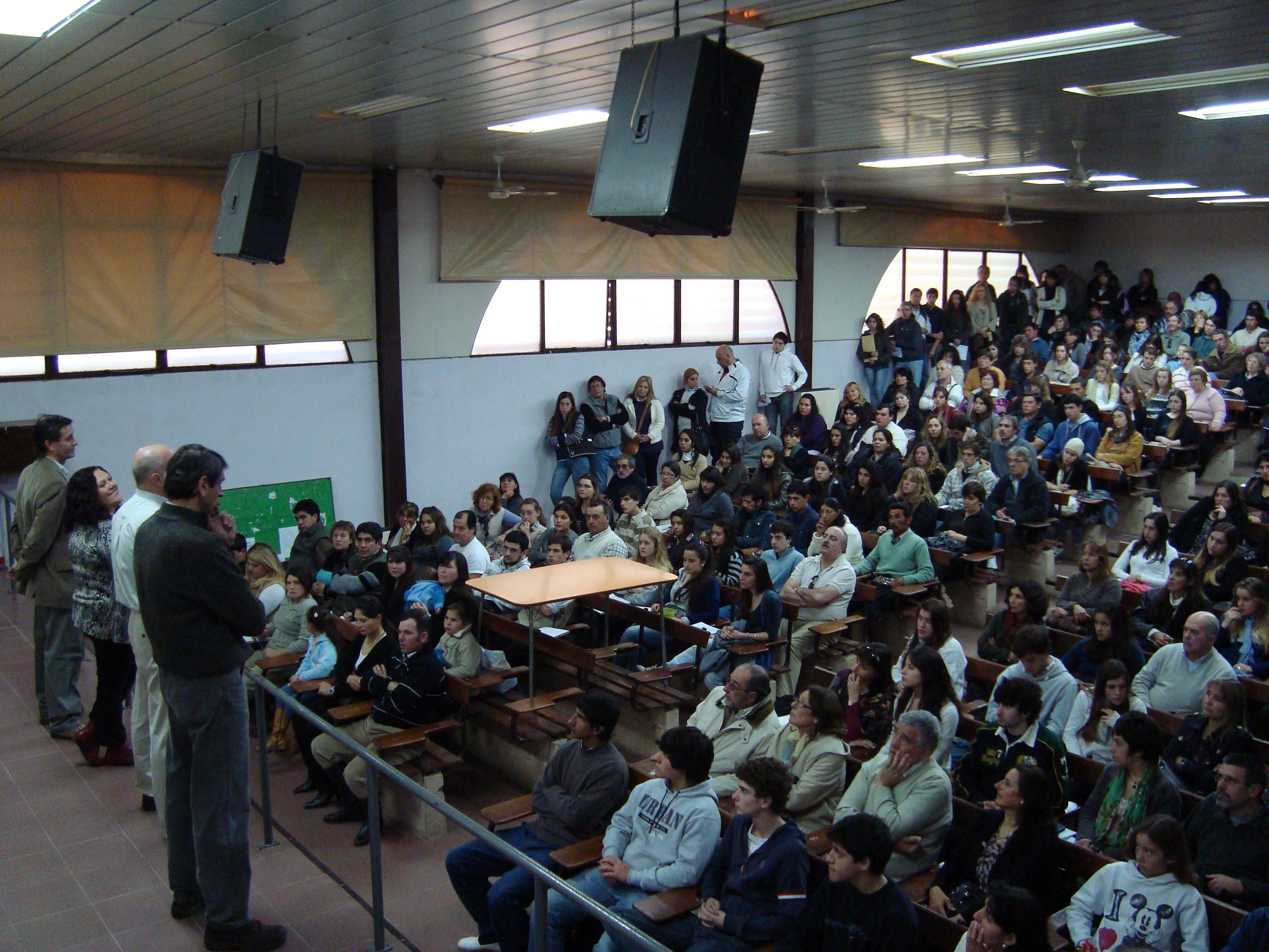 Universidad Pública: Jóvenes pueden adelantar su ingreso a Veterinarias