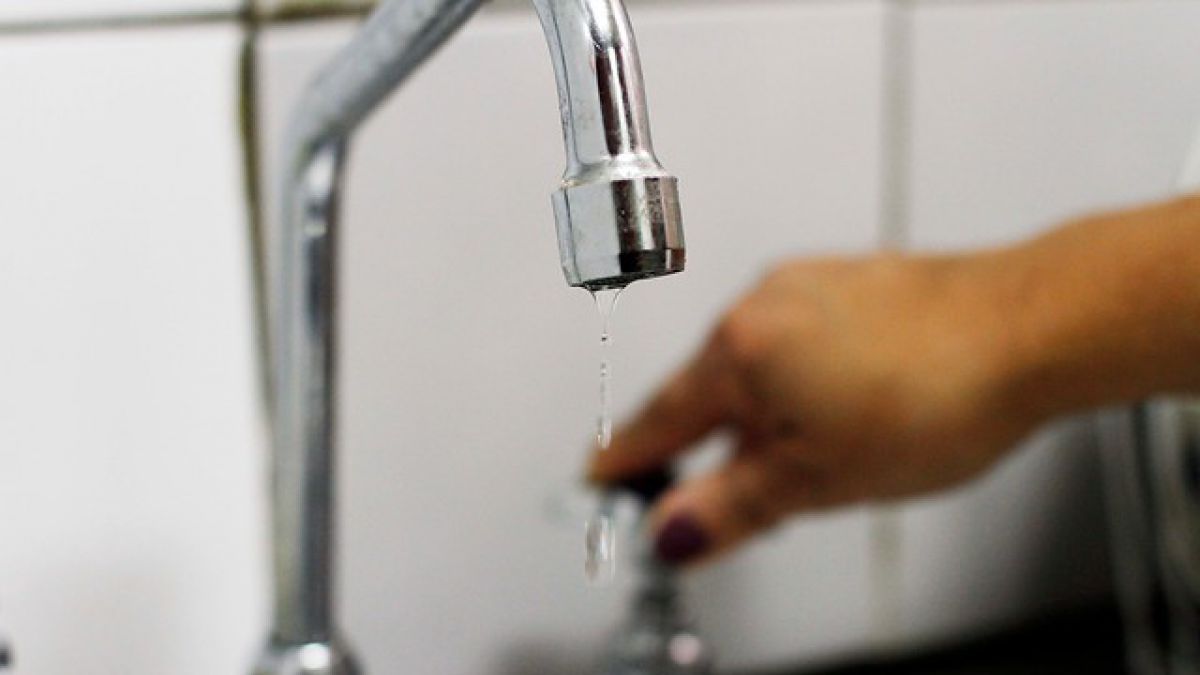 Vecinos de Movediza se quejaron por la falta de agua en medio de altas temperaturas
