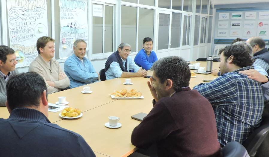 Sectores productivos se reunieron ayer, en el día de la industria