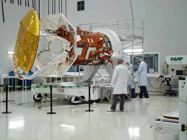 Otro satélite extranjero compite con Arsat