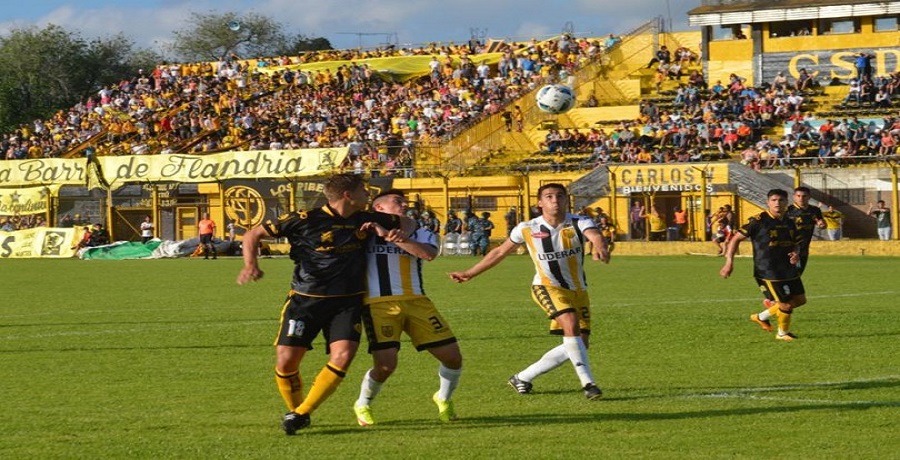 Santamarina impuso condiciones de visitante y se trajo un punto ante Flandria