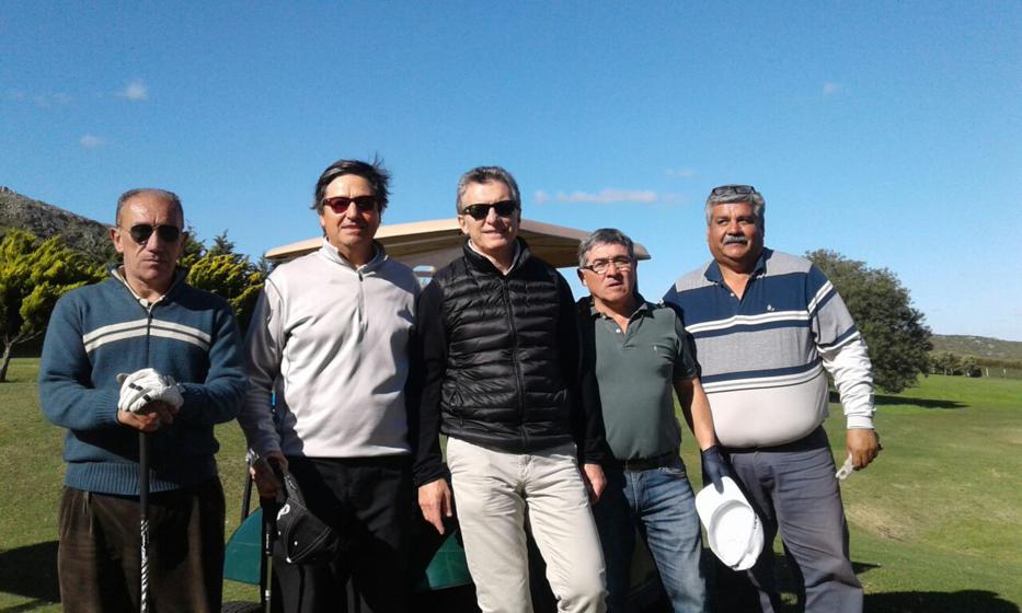 ¿Quién es Nicola Parasuco, el empresario que jugó al golf con Macri en Tandil?
