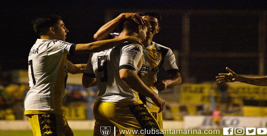 El aurinegro suma y sube