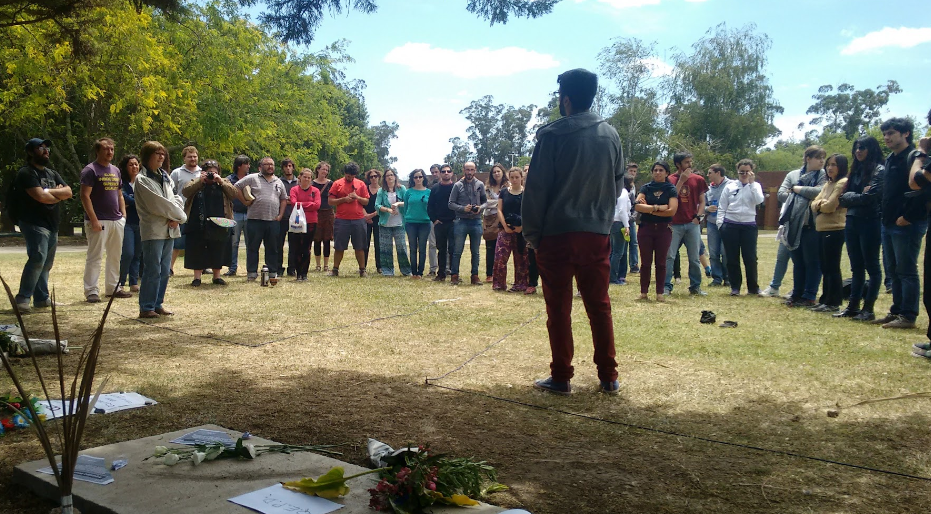 Becarios e investigadores de CONICET protestaron en Tandil contra el ajuste