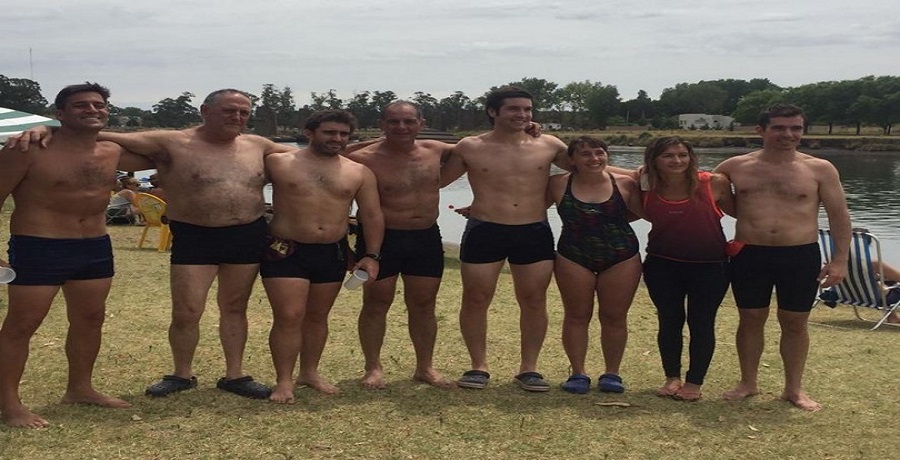 Nadadores de Escualo dijeron presente en las aguas abiertas del Rio Quequén