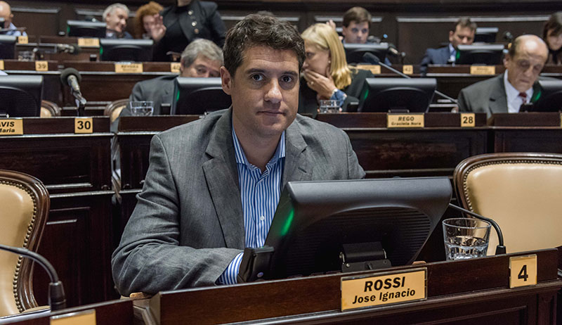 Cote Rossi: «El plazo que pusieron para el traspaso de los trenes venció en enero»