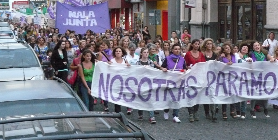 Mas de 3 mil vecinos y vecinas se movilizaron por el Día Internacional de la Mujer #8M