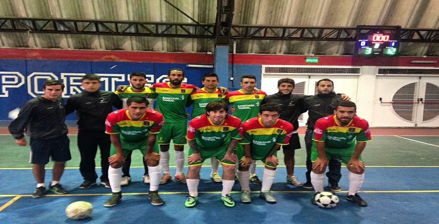 La pelota de futsal comenzó a girar en el Gimnasio de la UNICEN