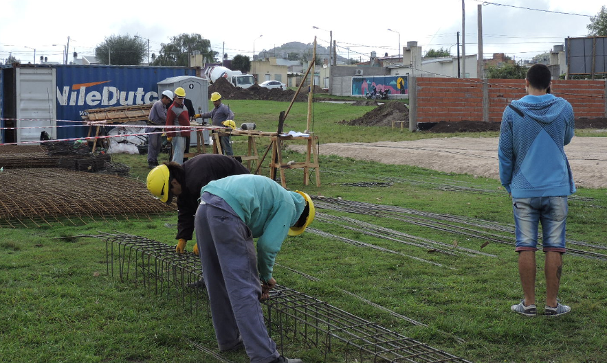 Comenzaron a construir el primero de 6 jardines de infantes prometidos en la ciudad