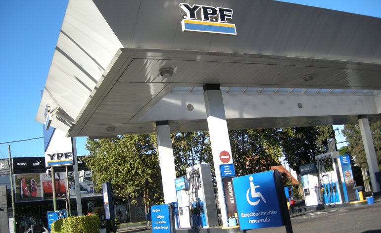 Denuncian «vaciamiento» de YPF por la compra de activos de Shell