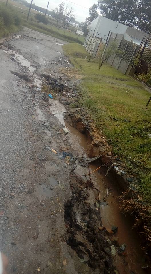 El gobierno de Lunghi reconoció que llevará tiempo arreglar las calles tras el temporal