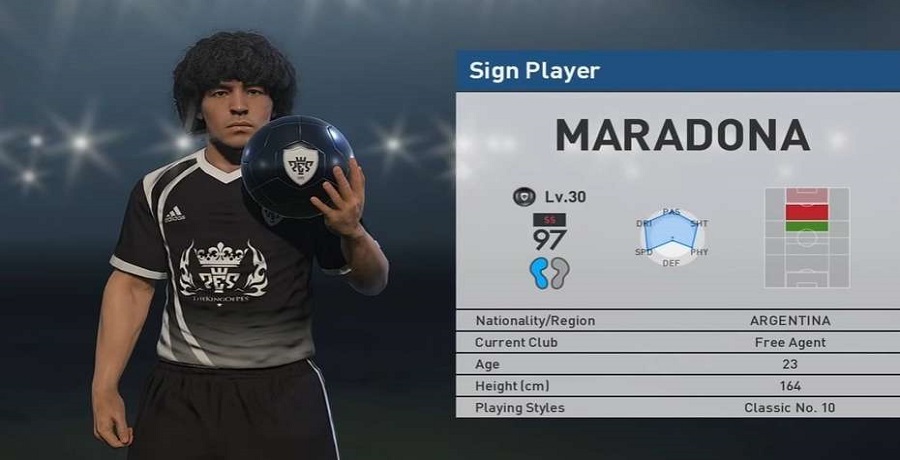 Maradona arregló con Konami y Tandil será beneficiado con la construcción de una cancha de fútbol