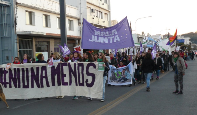 El colectivo #NiUnaMenos pidió que Lunghi declare la emergencia de género en Tandil