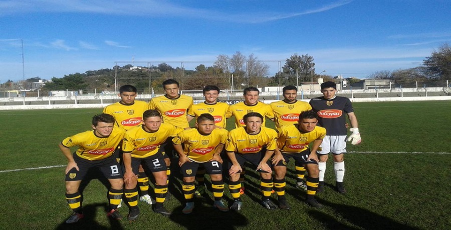 Velense, Atlético Ayacucho y Santamarina siguen a paso firme en la URD