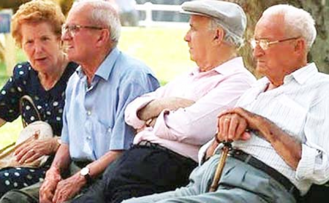 El Gobierno asegura que todavía no hay un proyecto concreto para una reforma a la edad jubilatoria