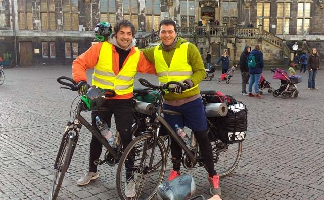 Dos tandilenses recorrieron más de 20000 km a través de Europa y África en bicicleta