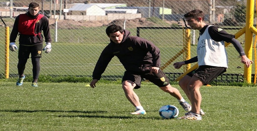 Santamarina comenzó sus entrenamientos con caras nuevas