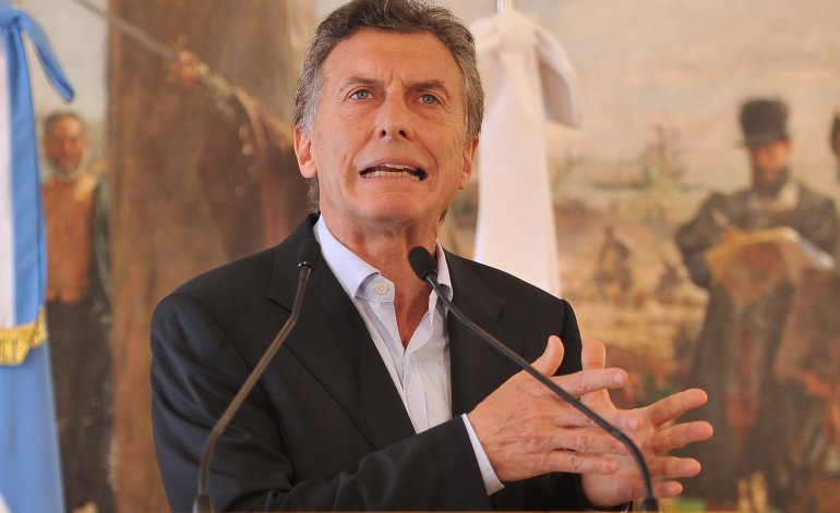 Macri pide elecciones cada cuatro años, tras las encuestas que dan ganadora a Cristina