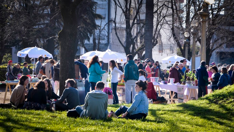 Unidad Ciudadana: Cientos de jóvenes participaron del Día de la Juventud en la glorieta