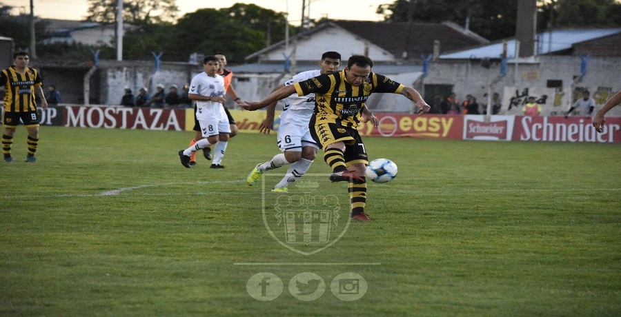 Michel y el arte del gol para una nueva victoria de Santamarina