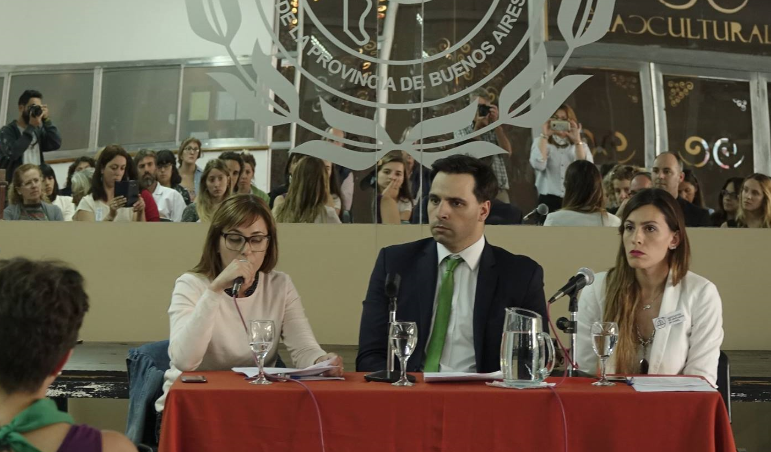 Con una gran cantidad de oradores se realizó la Audiencia Pública sobre «Aborto»