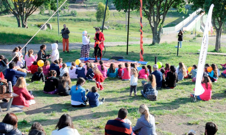 La segunda función de Plaza Circo tuvo como marco el Parque del Origen