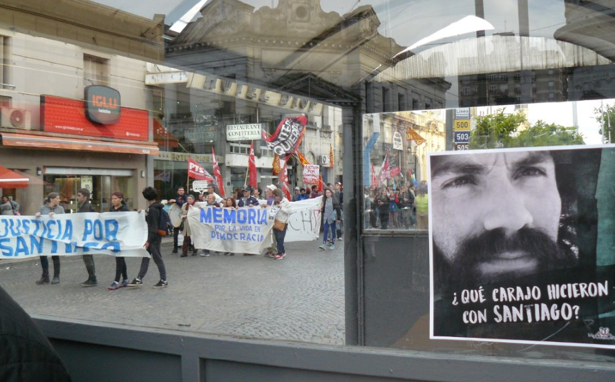 Cientos de tandilenses se movilizaron pidiendo Justicia por Santiago Maldonado