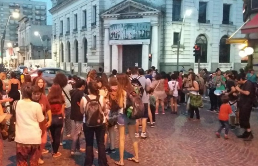 Vecinos convocan a una tercera jornada de cacerolazos para este jueves en Tandil