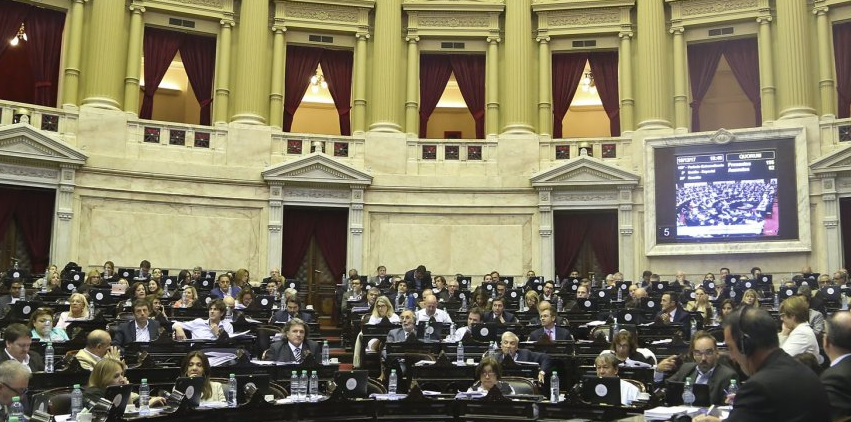 Diputados aprobaron el recorte de haberes a los jubilados