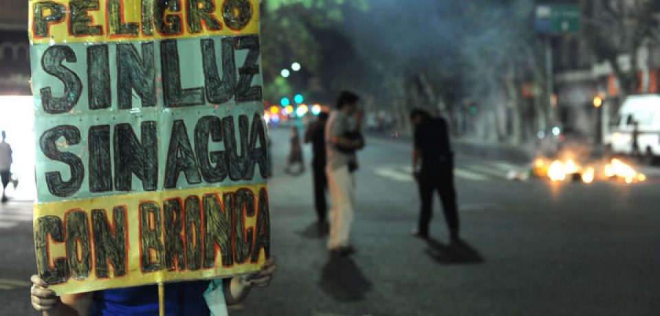 Pese a los tarifazos eléctricos  los cortes de luz aumentaron un 60% en el último año