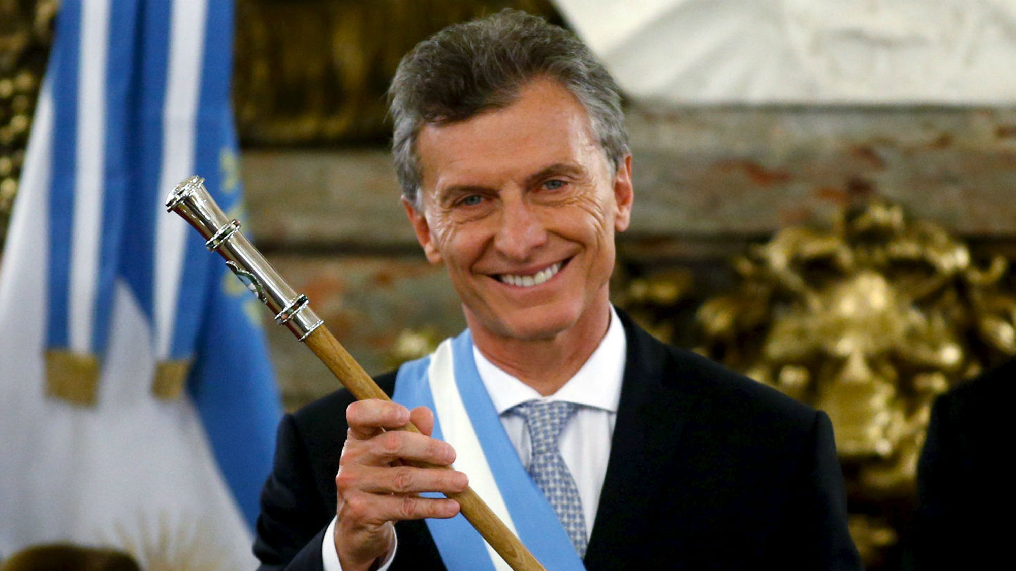 Macri promete bancarizar aportes de campaña, pero donó 2 millones en efectivo en 2015