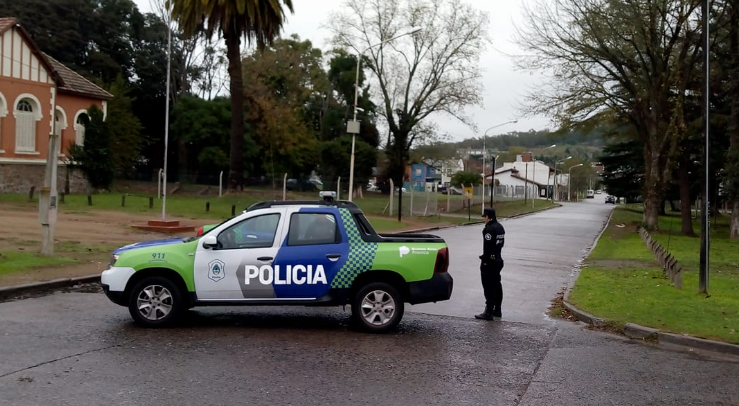 Padre de uno de los menores sospechosos de las amenazas de bomba pidió disculpas