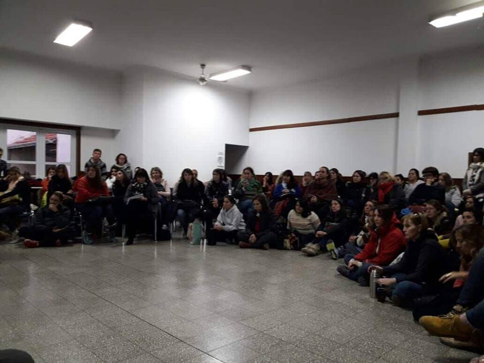 Docentes se reunieron en asamblea por modificaciones en los equipos de orientación escolar