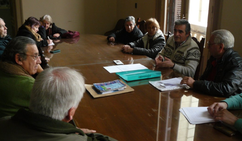 Jubilados reclamaron para que se implemente la SUBE en Tandil, porque los beneficiaría en la tarifa