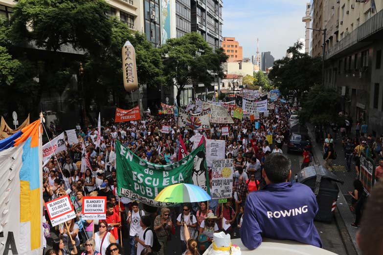 Buenos Aires: Avanza la Marcha Federal contra el ajuste