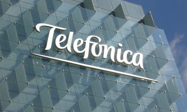 Telefónica presentó una impugnación a la fusión entre Telecom y Cablevisión