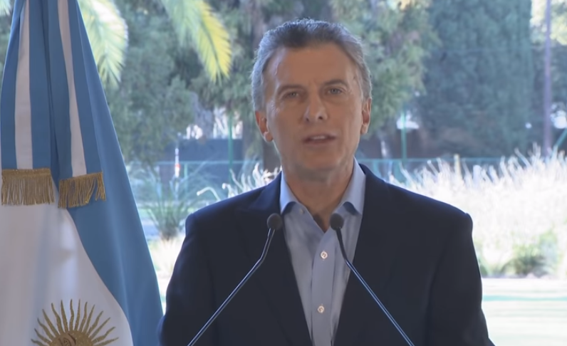 Con un mensaje de un minuto, Macri anunció que van a pedir más plata al FMI
