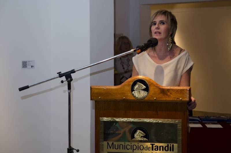 La directora del MUMBAT plagió un texto de una universidad colombiana para explicar una muestra