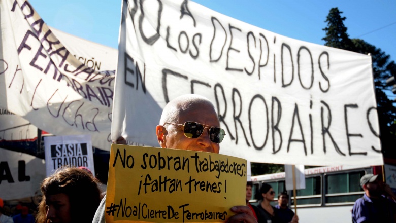 Ferroviarios sin trabajo: Vidal los echó y 30 meses después siguen luchando para ser reincorporados