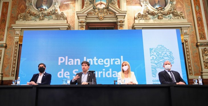 Kicillof anunció el aumento para los policías bonaerenses: las mejoras punto por punto