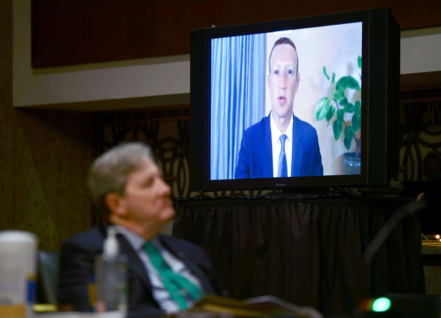 Fuego cruzado en el Congreso de Estados Unidos contra Twitter y Facebook