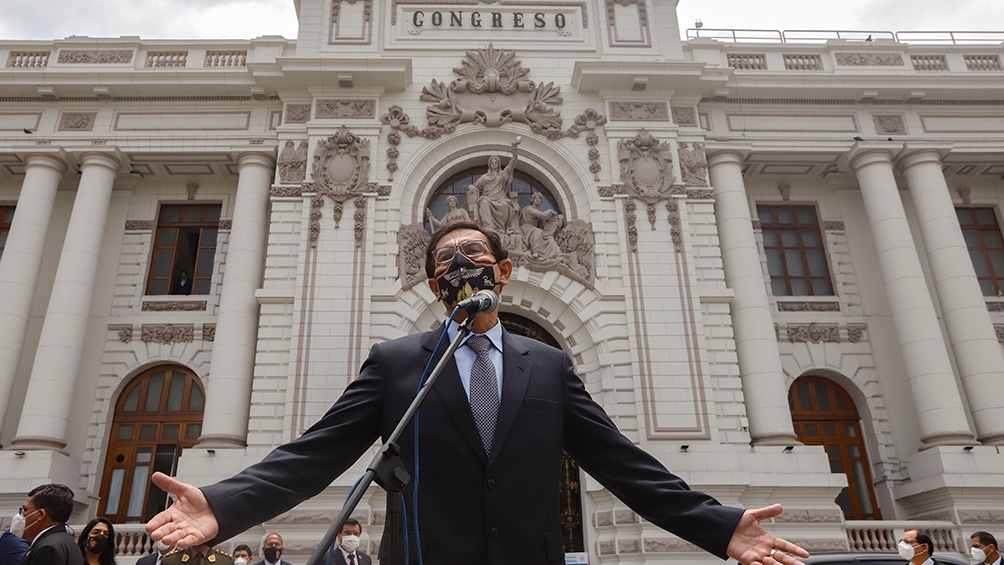 A cinco meses de las elecciones, el Congreso destituyó al presidente Vizcarra