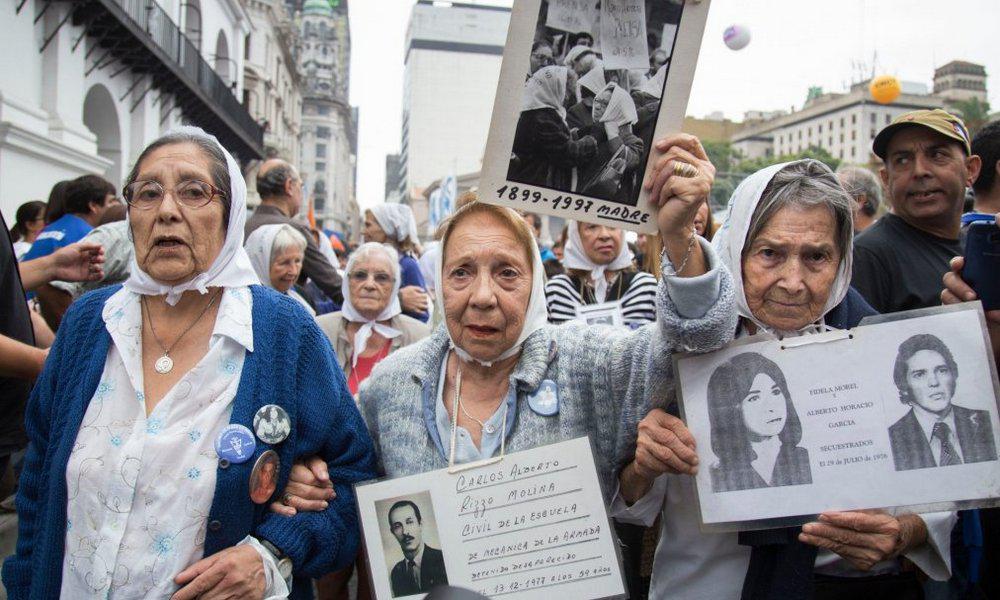 Cancillería lanza una campaña internacional para la búsqueda de nietos y nietas en el exterior