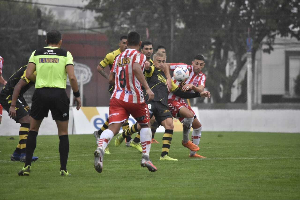 Santamarina y Barracas Central repartieron puntos en el Estadio San Martín