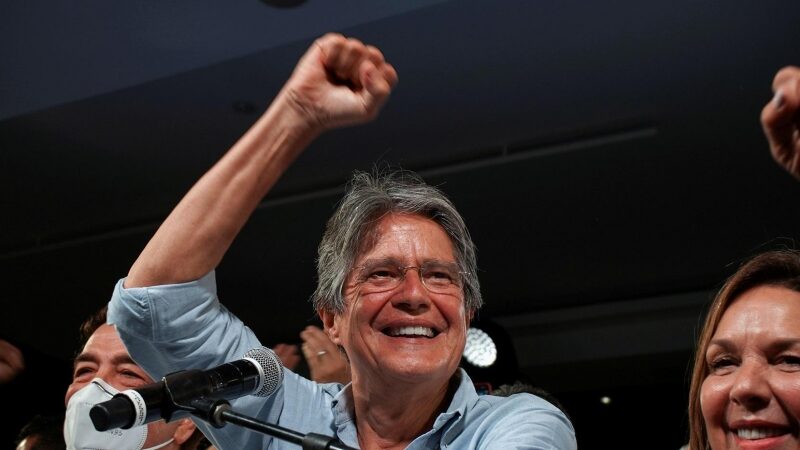 Elecciones en Ecuador: El banquero Lasso venció al correísta Arauz