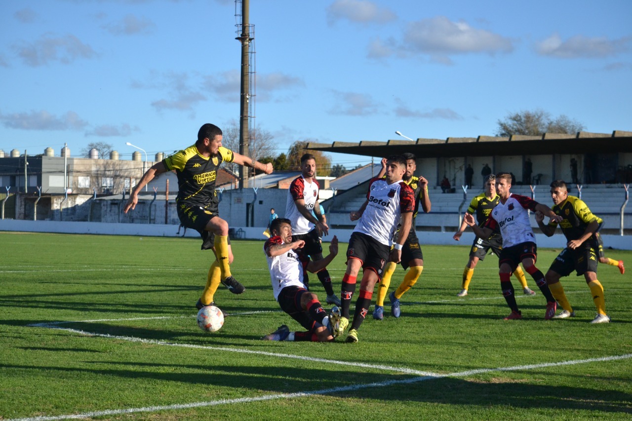 Santamarina juega ante All Boys con el regreso de Kabalin que analiza su futuro ¿Será su último partido en Tandil?