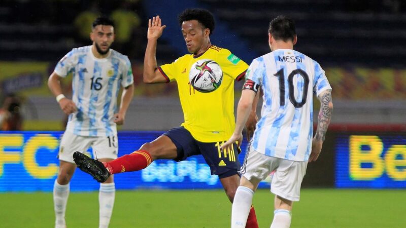 Argentina no supo mantener la diferencia y Colombia le empató sobre el final