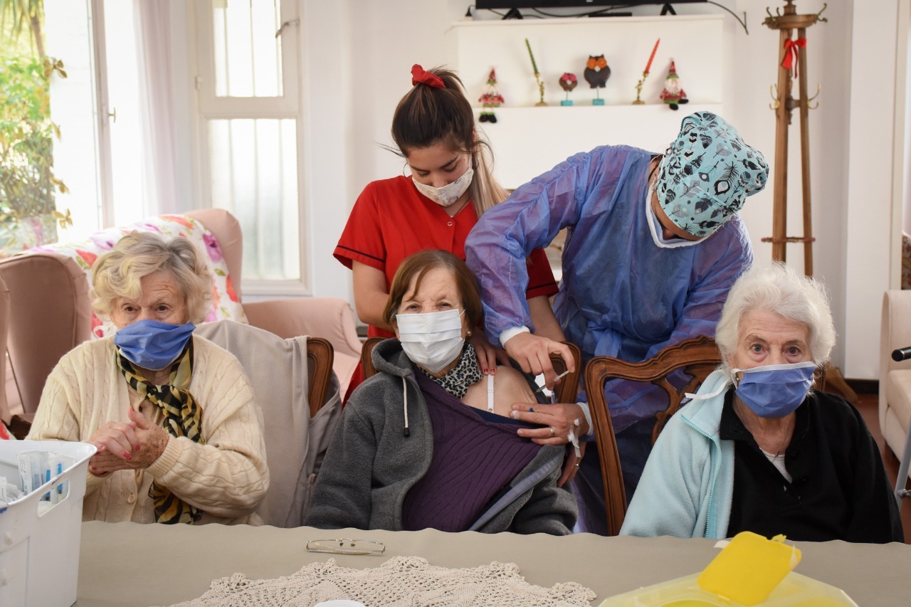 PAMI finalizó la campaña de vacunación en las Residencias Geriátricas de Tandil