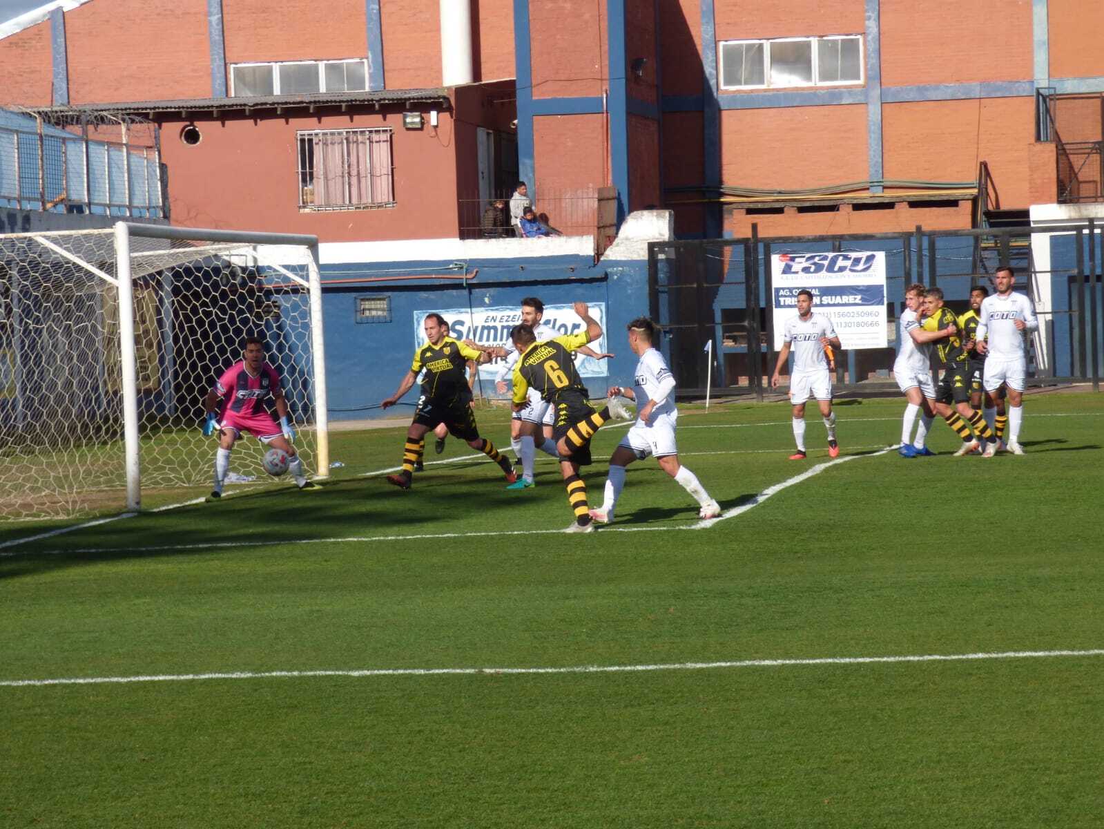 Santamarina no levanta en la Primera Nacional y cayó ante Tristán Suarez en su cuarta derrota consecutiva