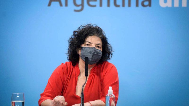 Cómo funcionó la combinación de vacunas: Carla Vizzotti presentó los estudios sobre efectos adversos y anticuerpos